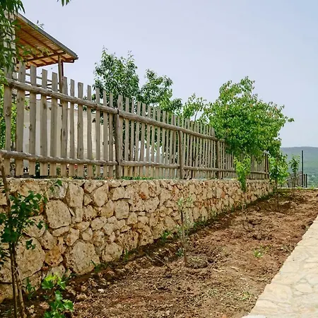 Kapari Villa *